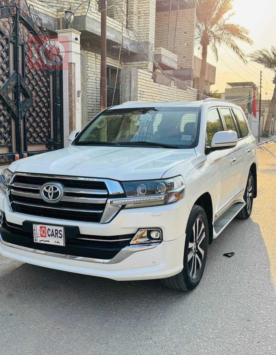 تويوتا لاندكروزر